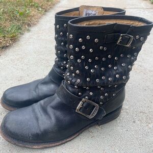 Frye Jenna Studded Black Leather Boots Size 8.5